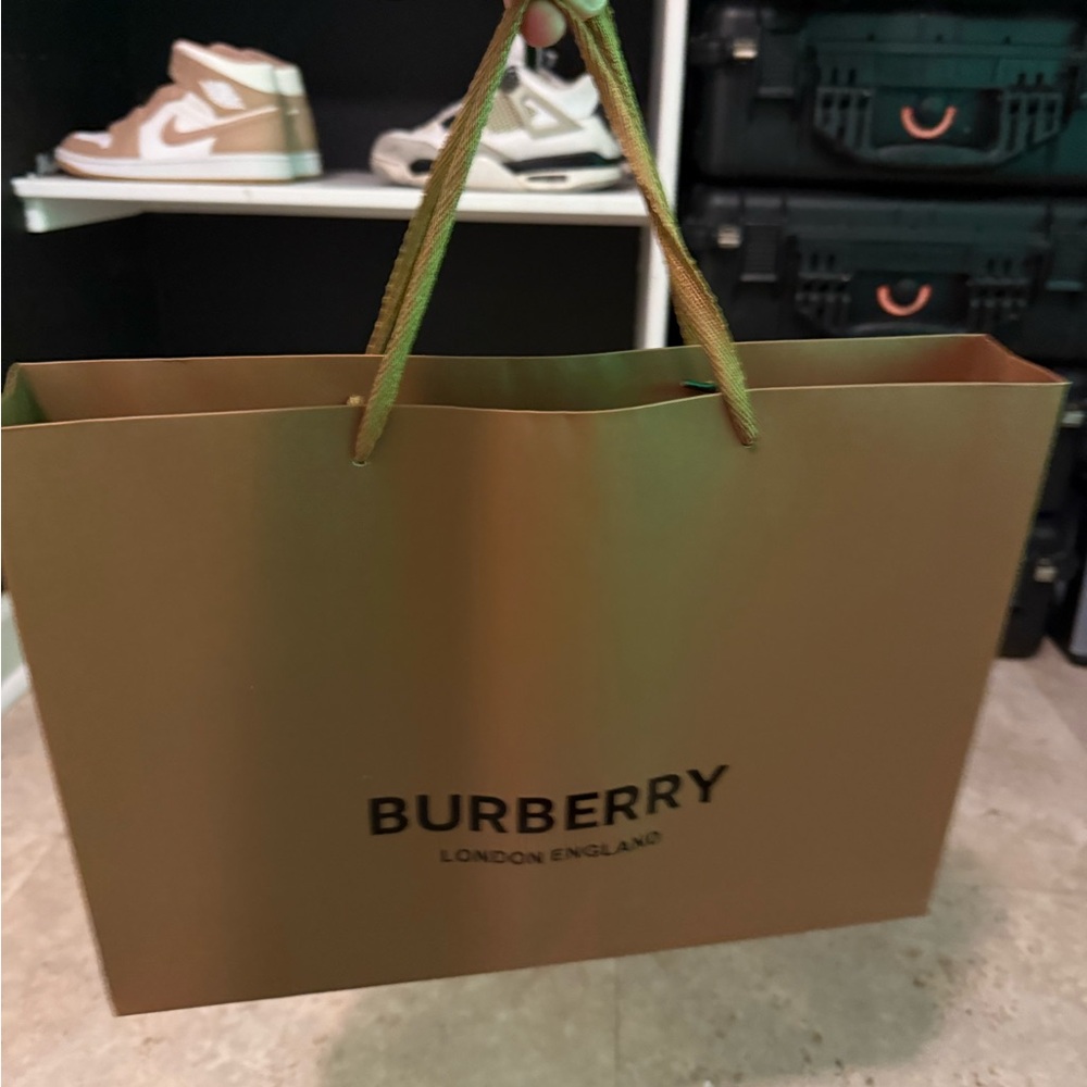 Burberry Classic Nova Check 100% Cashmere Scarf Beige Made in Scotland - Picture 12 of 12